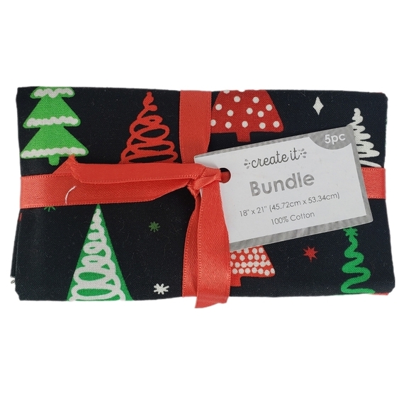 Create it Christmas Pre Cut 5pc Fabric Bundle 18" x 21" - Picture 2 of 8